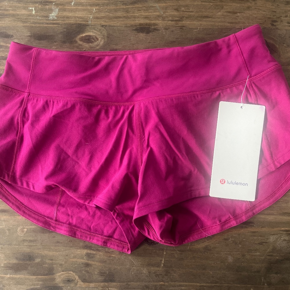 NWT Lululemon Speed Up Short Size 4 Lowrise 2.5" Lined